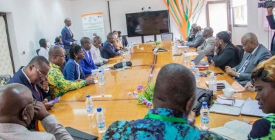 Côte d'Ivoire : Diawara aux  Docteurs non recrutés : « Je vous demande d'éviter la grève de la faim et de vous  préparer  pour les  concours de recrutements qui seront lancés bientôt »