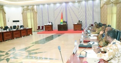 Burkina Faso : Des investigations en cours une supposée existence de piste d'atterrissage clandestine exploitée par des terroristes