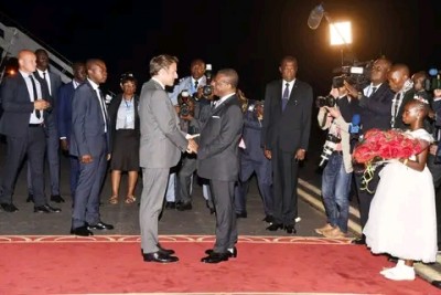 Cameroun : Macron à Yaoundé, que doit-on attendre de la visite du président français ?