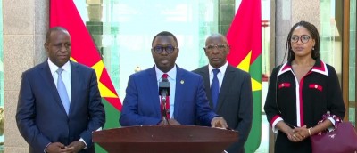 Burkina Faso : L'ancien président Blaise Compaoré demande  «  pardon » à la famille Sankara