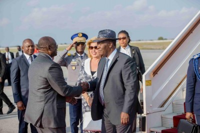 Côte d'Ivoire : Après sa visite d'Etat en Afrique du sud et un passage en France, Alassane Ouattara regagne Abidjan