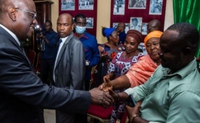 Côte d'Ivoire : Les familles des soldats détenus au Mali reçues par Téné Birahima ;  Bamako exigerait  qu'Abidjan l'aide à la BCEAO pour ses avoirs