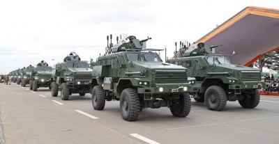 Côte d'Ivoire :   62ᵉ anniversaire du pays, les 14 districts ont défilé en présence du chef de l'Etat et ses invités