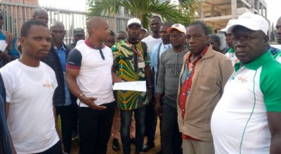 Côte d'Ivoire : Des planteurs assiègent le siège du Conseil Café-Cacao pour la prise en compte de leurs revendications