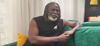 Côte d'Ivoire : Tiken Jah se prononce sur l'affaire des 49 soldats détenus dans son pays d'adoption : « Nous devons faire absolument attention »