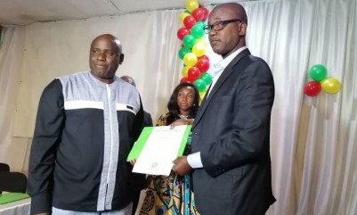 Côte d'Ivoire :    À quelques heures de la fin du mois d'août, les décisions annoncées par Ouattara appliquées, les fonctionnaires négocient une rencontre pour lui exprimer leur reconnaissance