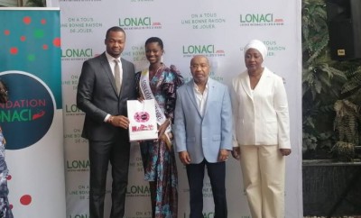 Côte d'Ivoire :    Action sociale, après son sacre, Miss Marlène Kouassi et la LONACI offrent une école primaire de six classes à la région d'Aboisso