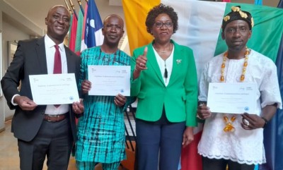Côte d'Ivoire :   Sortie de la dernière promotion du Cycle International de Perfectionnement de l'ENA, 41 élèves ont reçu leur diplôme dont 3 Ivoiriens
