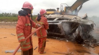 Côte d'Ivoire : Grand-Bassam, un conducteur  perd le contrôle et meurt calciné  dans son véhicule