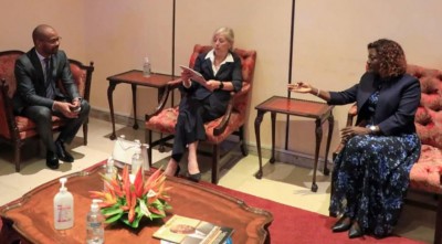 Côte d'Ivoire : L'Unesco prête à soutenir le processus de transformation du système éducatif, le rapport des Etats Généraux  remis ce mercredi  au Premier Ministre