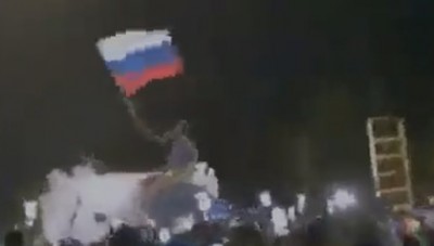 Burkina Faso : Un putchiste brandit un drapeau russe sur un char, Traoré entend revoir les termes de partenariat avec la France