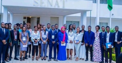 Côte d'Ivoire : Sortie d'immersion institutionnelle des étudiants en science politique de l'UAO à Yamoussoukro