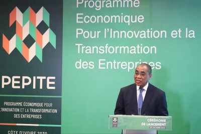 Côte d'Ivoire : Le secteur privé a contribué pour 75,8% à la croissance du PIB de 2016 à 2021, selon le ministre Adama Coulibaly