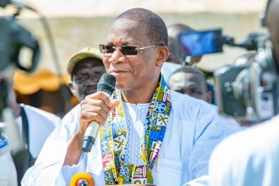 Côte d'Ivoire : Kouto, routes impraticables, en face de Bruno Koné, les populations de N'Déou évoquent les problèmes d'accès aux villages de la sous-préfecture