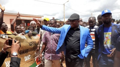 Côte d'Ivoire : Paix et cohésion sociale entre les populations du Béré au centre d'une tournée initiée par le président de la jeunesse RHDP