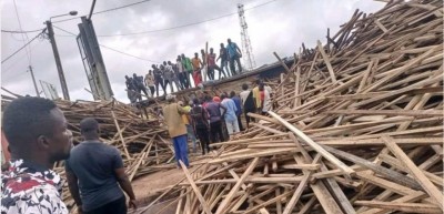 Côte d'Ivoire : Un semi-remorque chargé de bois se renverse à Daloa, bilan provisoire, deux morts