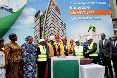 Côte d'Ivoire : Adjoumani lance les travaux de construction de l'immeuble Le Paysan, une double tour de 20 étages