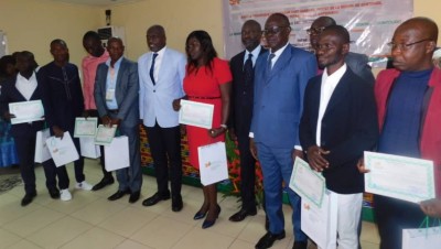 Côte d'Ivoire : Renforcement des capacités, 22.500 fonctionnaires et agents de l'Etat formés par la SNDI à l'usage adéquat des Technologies de l'Information et de la Communication