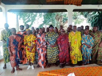 Côte d'Ivoire :    Abobo, la génération Tchagba d'Anonkoua Kouté conteste et récuse l'arrêté préfectoral délivré à l'adversaire