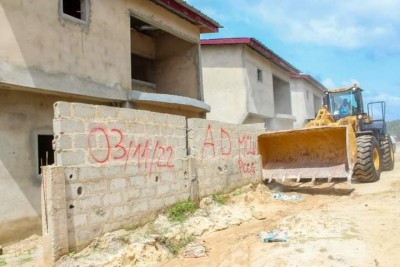 Côte d'Ivoire : Bingerville, plusieurs Villas de différentes promotions immobilières érigées sans agrément programme, démolies