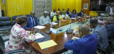 Côte d'Ivoire : Les fondateurs des écoles  privées  et  la Ministre Mariatou Koné  se sont parlé, vers la suspension de la grève annoncée lundi
