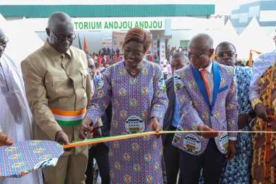 Côte d'Ivoire : Procédant à l'inauguration du siège d'un syndicat, Mariatou Koné aux enseignants : « Je vous exhorte à célébrer le deuil de la médiocrité »