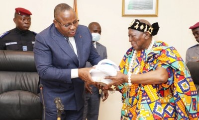 Côte d'Ivoire : Le président de la CEI explique aux chefs et rois le mode opératoire de la liste électorale et les noms à effacer