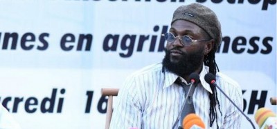 Togo :  Projet de retraite d'Adebayor parmi les Eperviers