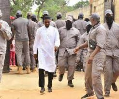 Sénégal : Trois gardes de corps d'Ousmane Sonko condamnés à un mois de prison