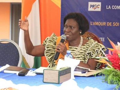 Côte d'Ivoire : 4 mois après sa création et avant les élections locales, le Parti de Simone Gbagbo définit son programme de 2023