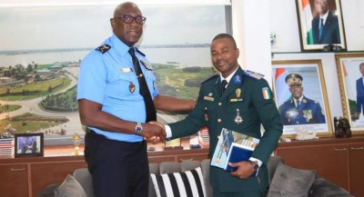 Côte d'Ivoire : Le nouveau Commissaire du Gouvernement par intérim présente ses civilités au DG de la Police