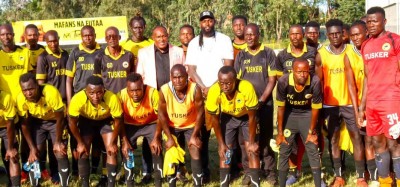 Togo-Kenya :  Adebayor oriente des joueurs kenyans pour l'avenir