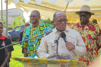 Côte d'Ivoire : À Bonoua, Armand Ouegnin salue le rôle de la population qui assume sa mission de pionnière de la réconciliation prônée Gbagbo, Ouattara et Bédié