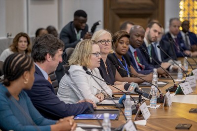 Côte d'Ivoire :  L'Ambassadeur de Grande-Bretagne, au sortir d'un entretien avec Patrick Achi : «Nous travaillons au renforcement des rapports entre nos deux secteurs privés »