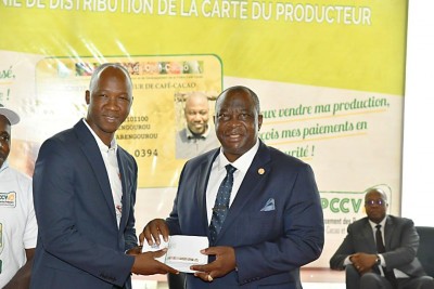 Côte d'Ivoire : Opérationnalisation de la Carte du producteur de café-Cacao : Plus d'un million de producteurs déjà recensés