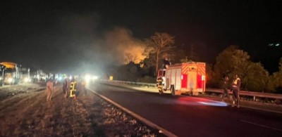 Côte d'Ivoire : Un camion-citerne transportant de l'essence prend feu sur l'autoroute du nord, un occupant calciné