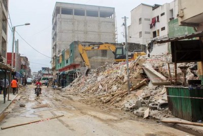 Côte d'Ivoire : Effondrement partiel d'un immeuble à Treichville, le propriétaire recherché pour être interpellé, le bâtiment détruit