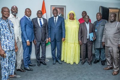 Côte d'Ivoire : Chambre Nationale de Métiers, le président Kassoum Bamba et ses collaborateurs chez le ministre Souleymane Diarrassouba
