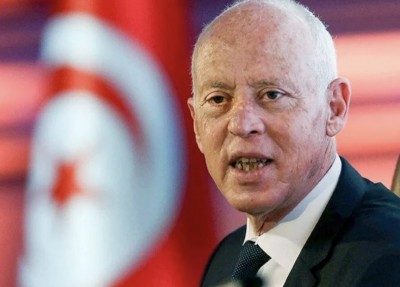 Tunisie : Après son discours raciste anti-noirs, Kais Saied baisse d'un ton et annonce des mesures favorables aux immigrants subsahariens