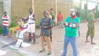 Côte d'Ivoire : Une famille ferme un collège à Godiabré