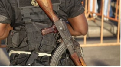 Côte d'Ivoire : Un gendarme se fait voler son arme au cours d'un service et est incarcéré pour  négligence et  inconscience