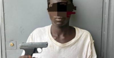 Côte d'Ivoire : Cocody-Angré, un  présumé braqueur interpellé en pleine opération avec une arme