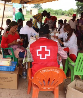 Côte d'Ivoire :  Projet de résilience materno-infantile, la Croix Rouge consulte plus de 700 personnes à Taabo