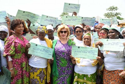 Côte d'Ivoire : Célébration officielle de la JIF 2023,  Dominique Ouattara offre des dons de près d'1 milliard aux femmes de Yopougon