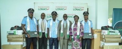 Côte d'Ivoire : Sécurité, la Fondation LONACI fait don de matériels informatiques aux commissariats du 9ème et 31ème arrondissements d'un montant de 9 550 000 FCFA