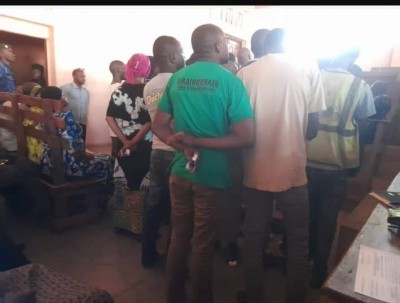 Guinée : Lourdes peines de prison pour des manifestants anti-délestages à Kankan
