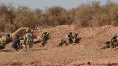 Burkina Faso : Au moins 60 personnes tuées par des hommes en tenue militaire