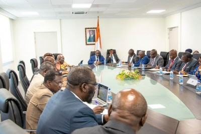 Côte d'Ivoire : Remous dans le milieu universitaire, Adama Diawara annonce s'être accordé avec les responsables des syndicats sur plusieurs points de leurs revendications