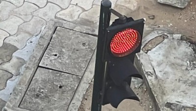 Côte d'Ivoire : Électrocution d'une jeune fille à Cocody après une mauvaise installation sécuritaire sur un feu tricolore ?
