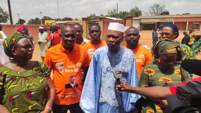Côte d'Ivoire:   M'Bengué, le mouvement de soutien aux actions du RHDP, «Force 2015 » offre un forage à la population